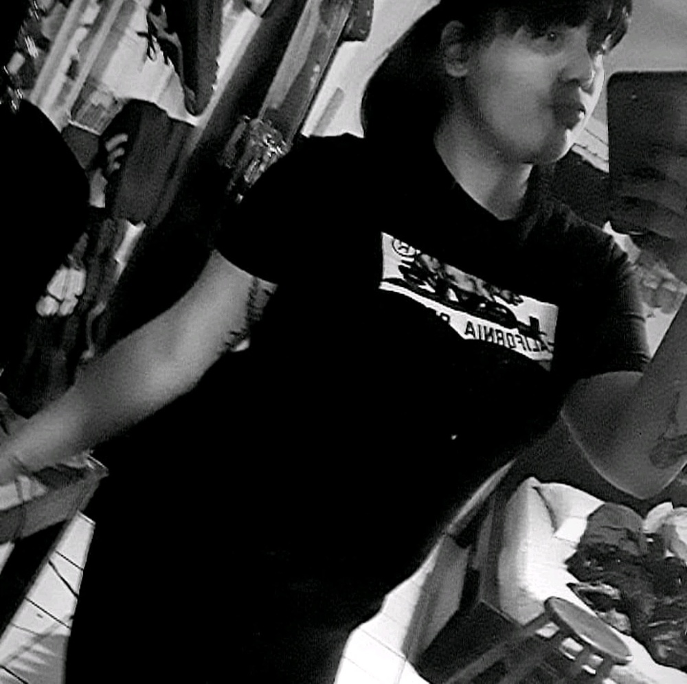 Meet your Posher, Shay